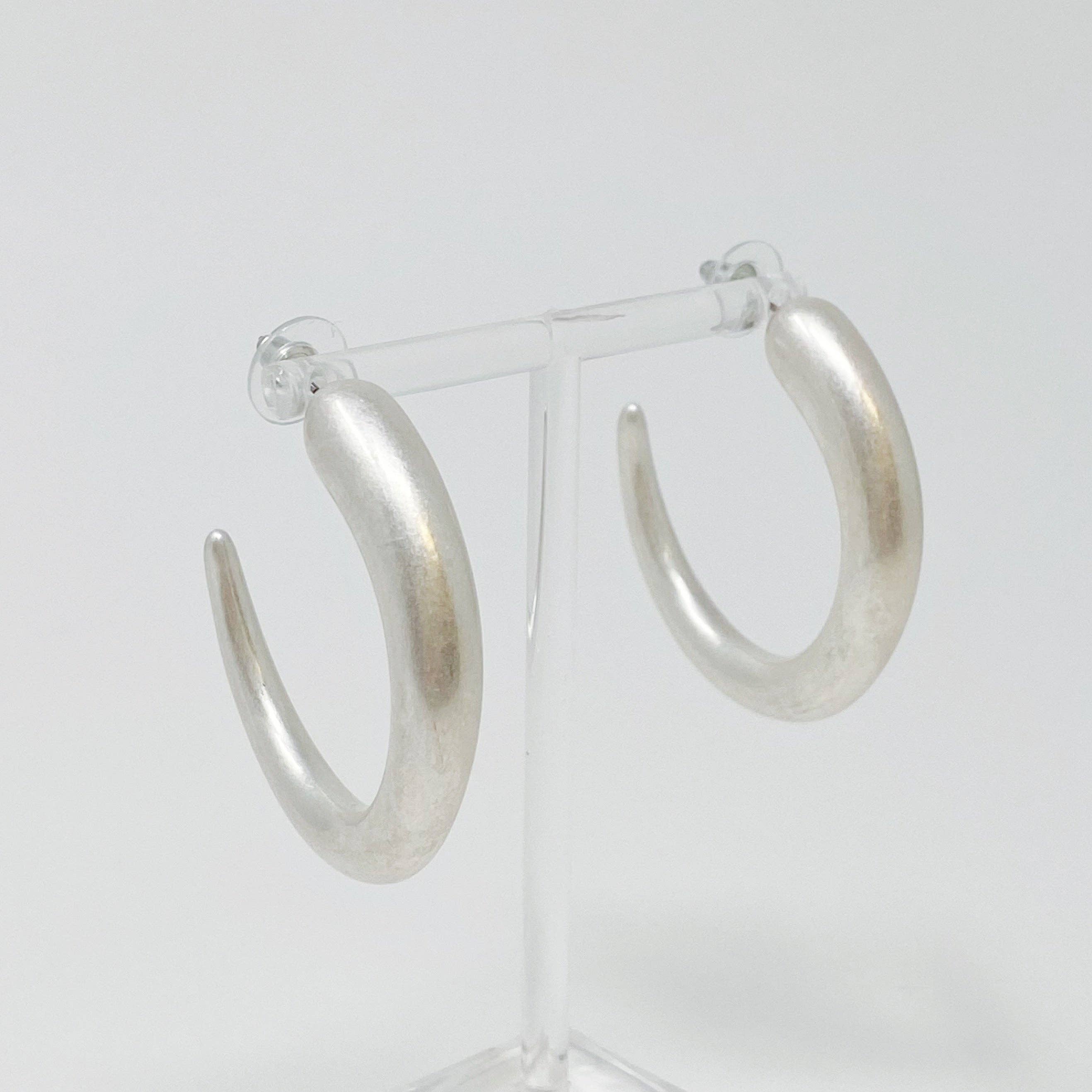 So Smooth Daily Hoop Earrings | GOLD